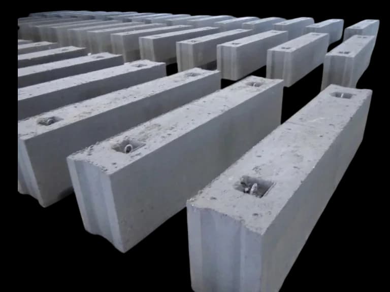Beton poydevor bloklari